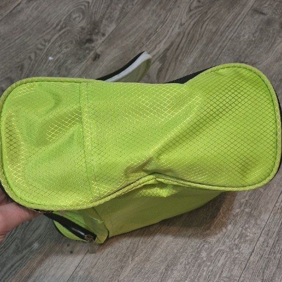 Lime Green Men's Bag - Picture 6 of 7